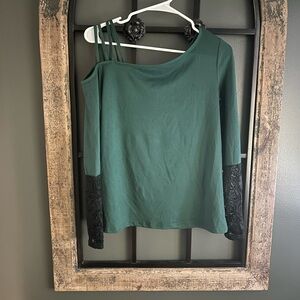 SHEIN Green Top with Black Lace Sleeves